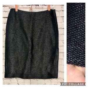 Equipment | Textured skirt